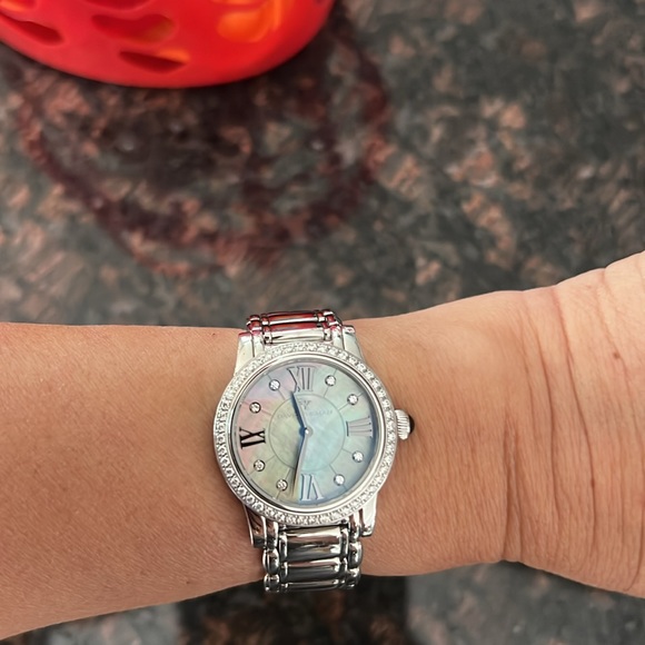David Yurman 30mm classic Stainless Steel -Quartz Mother Pearl Dial w/Diamond - Picture 10 of 12